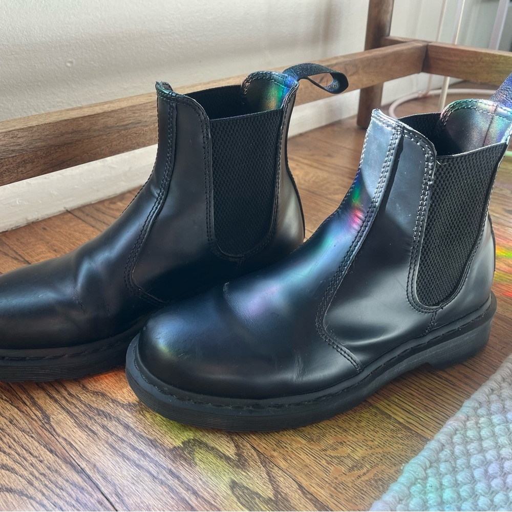 2976 doc marten Chelsea mono smooth boots